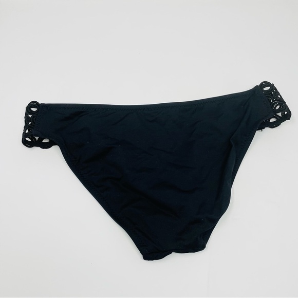 BECCA 2 for 1 Bikini Bottoms! - Picture 5 of 8